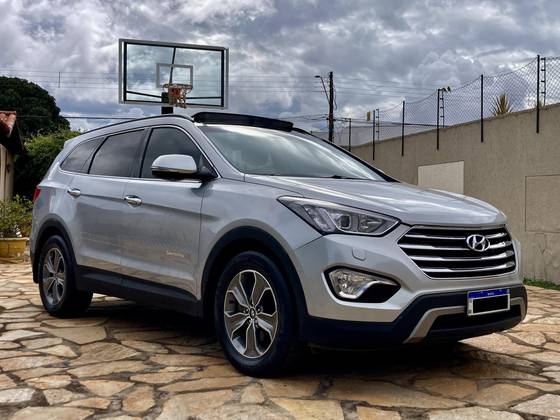 HYUNDAI GRAND SANTA FÉ 3.3 MPFI V6 4WD GASOLINA 4P AUTOMÁTICO